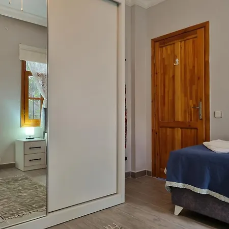 Centre Bijou - Walk To Town And Apartment *